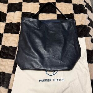 Parker Thatch Jane XL Black